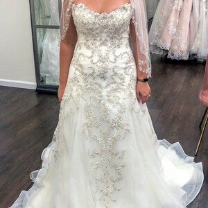 Ivory Sottero and Midgley Haut Couture Beaded Organza Wedding Dress Size 14